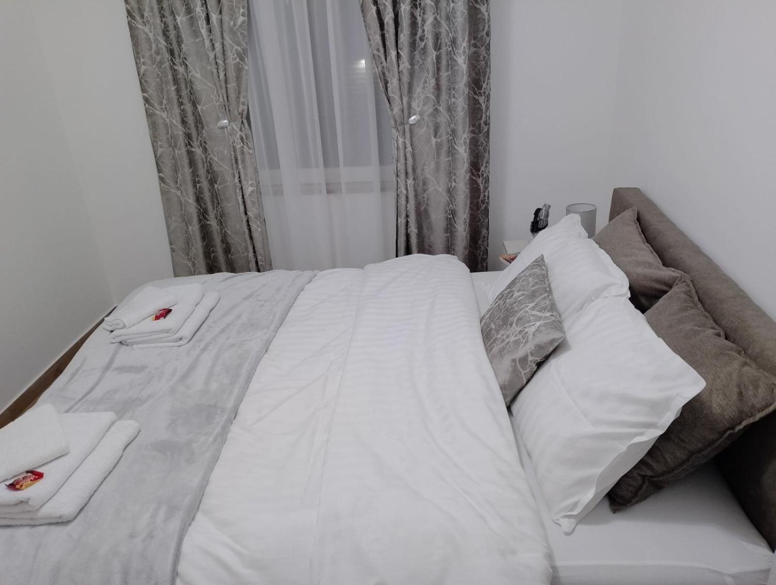 Apartman Dve Lipe Palic Exterior photo